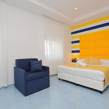 Bed and breakfast Domus Meta Extérieur photo