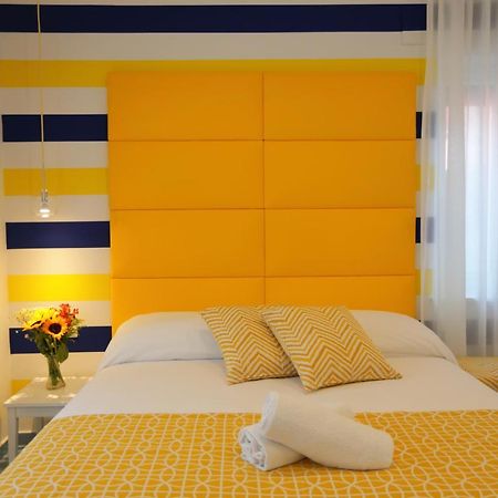 Bed and breakfast Domus Meta Extérieur photo