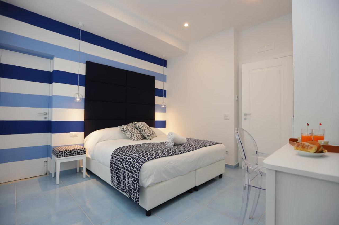 Bed and breakfast Domus Meta Extérieur photo