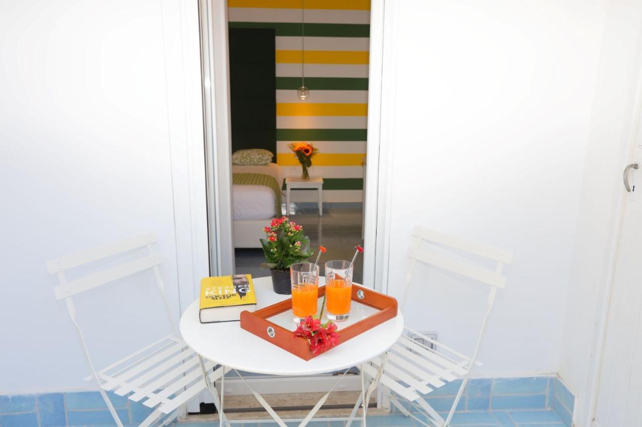 Bed and breakfast Domus Meta Extérieur photo