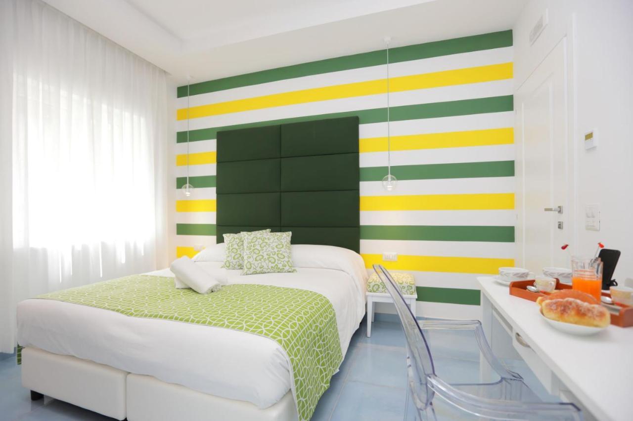 Bed and breakfast Domus Meta Extérieur photo