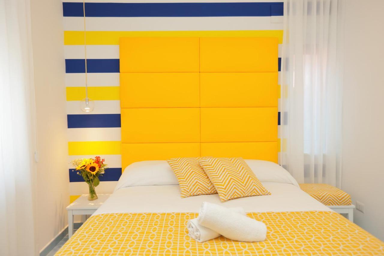 Bed and breakfast Domus Meta Extérieur photo