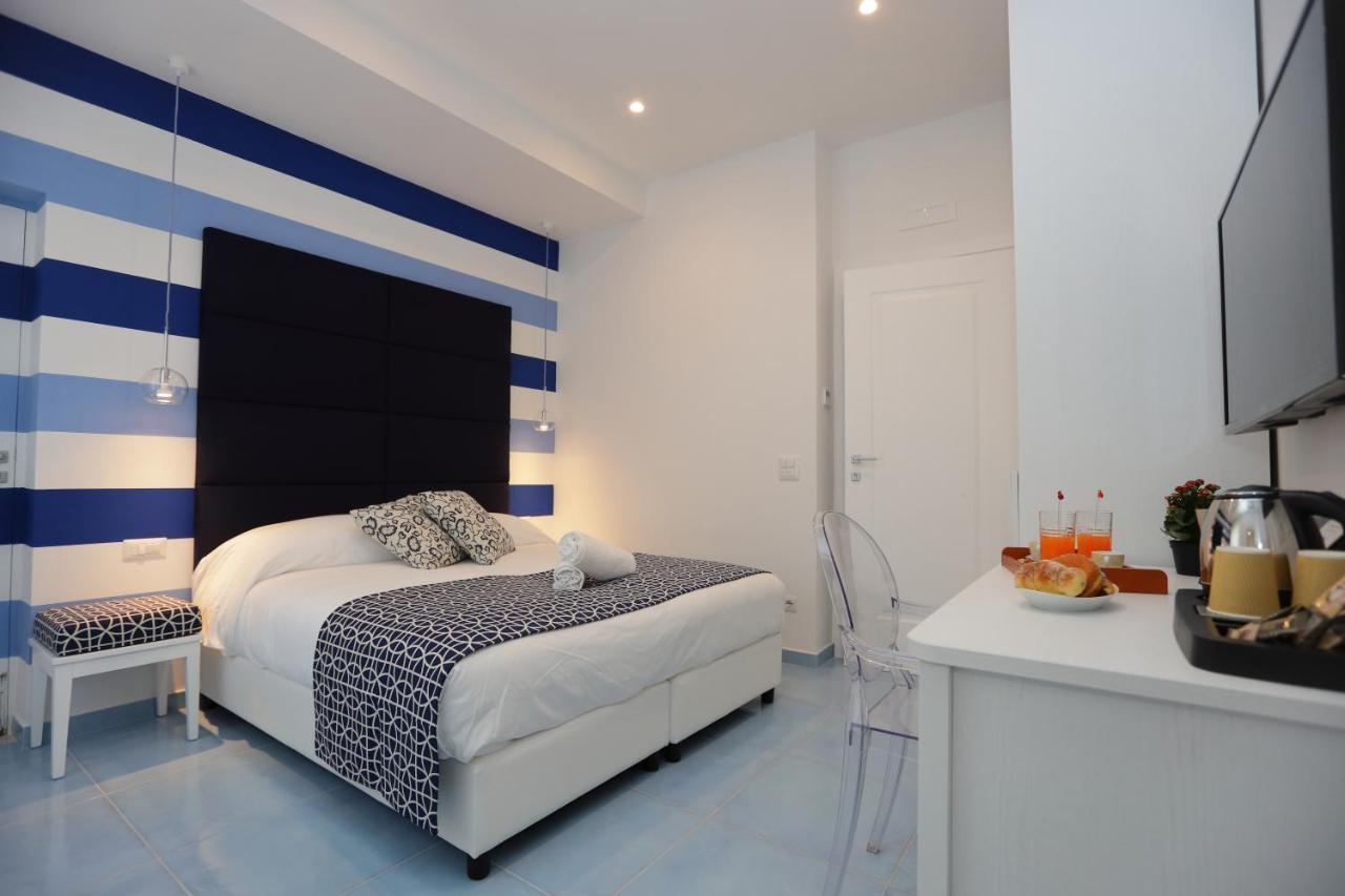 Bed and breakfast Domus Meta Extérieur photo